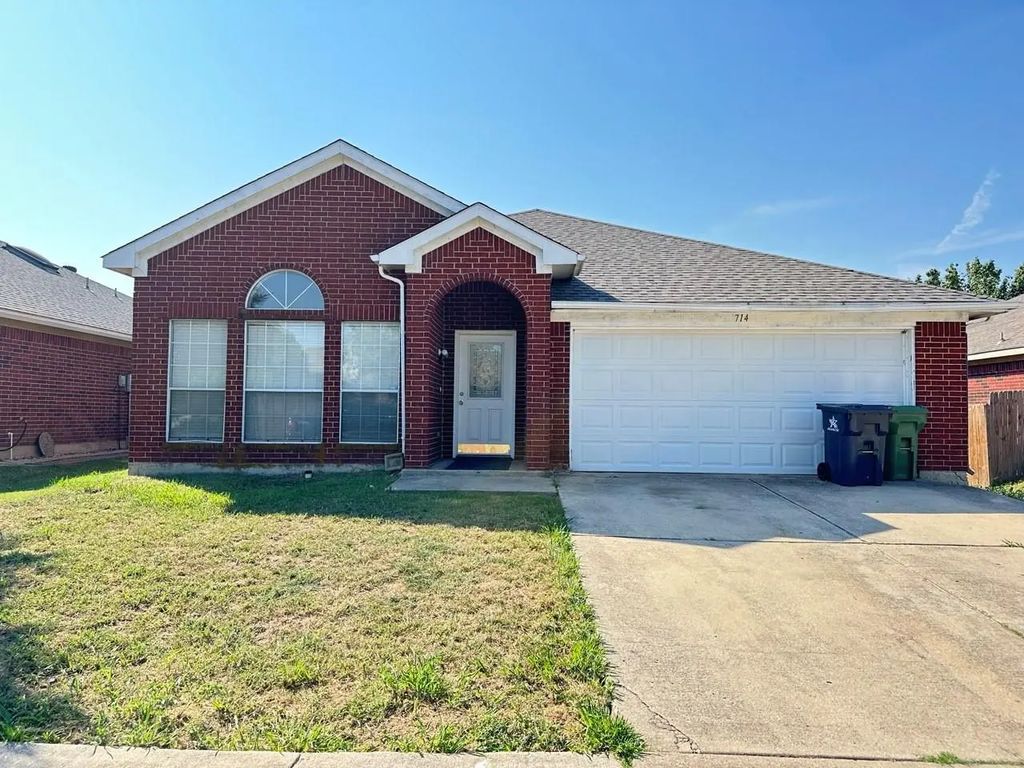 714 W Colony Drive, Arlington