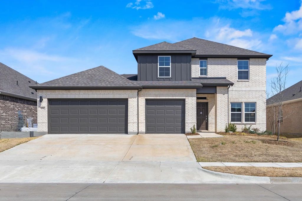 694 Cari Lane, Forney