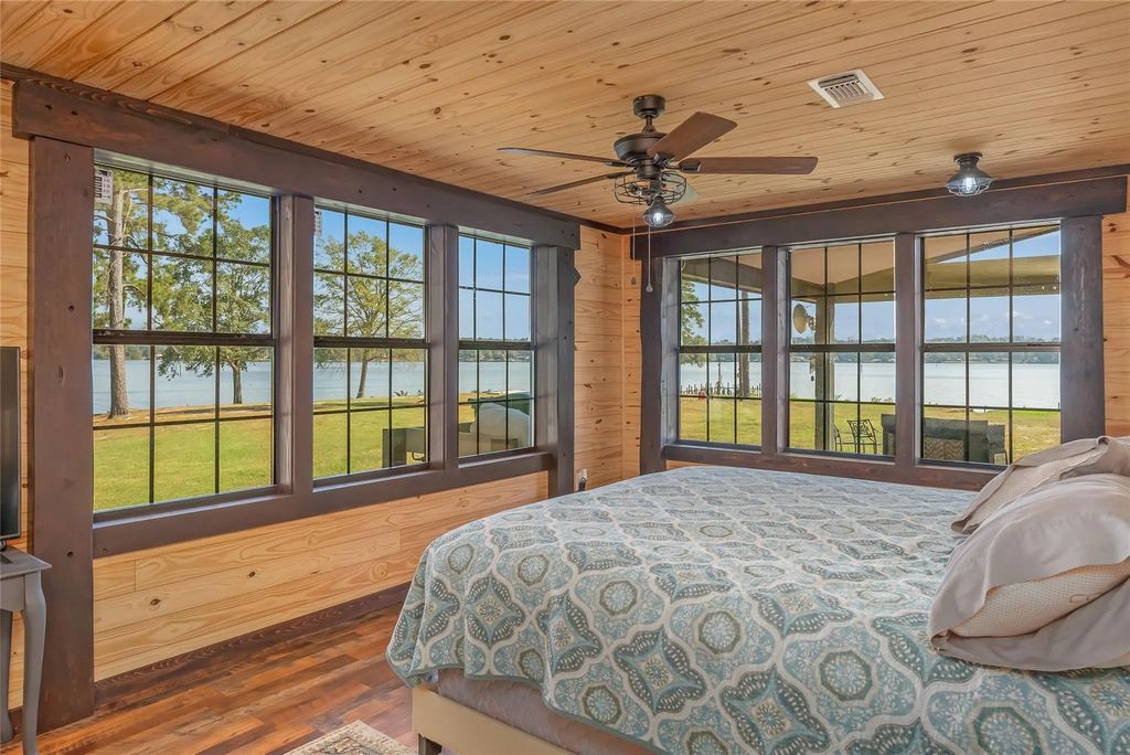 857 Airport Loop, Homer