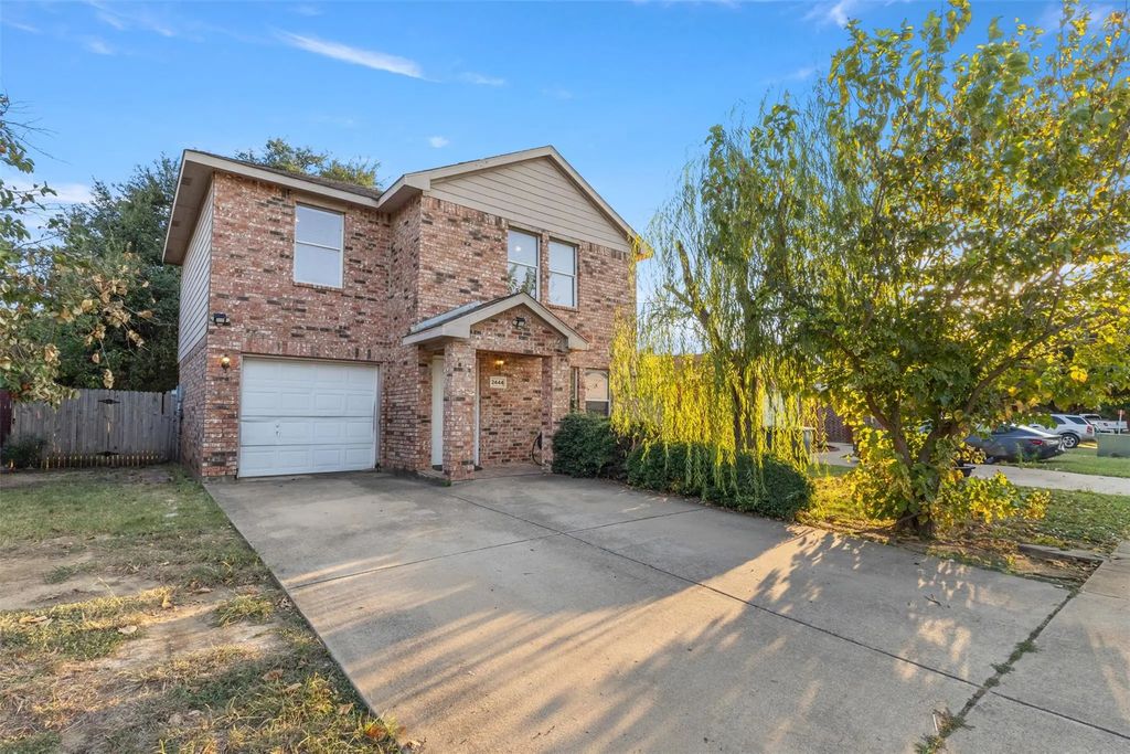 2444 Chinkapin Way, Dallas
