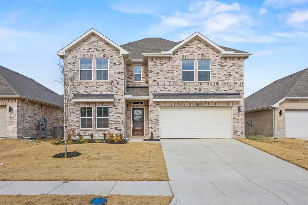 318 Amberville Drive, Red Oak