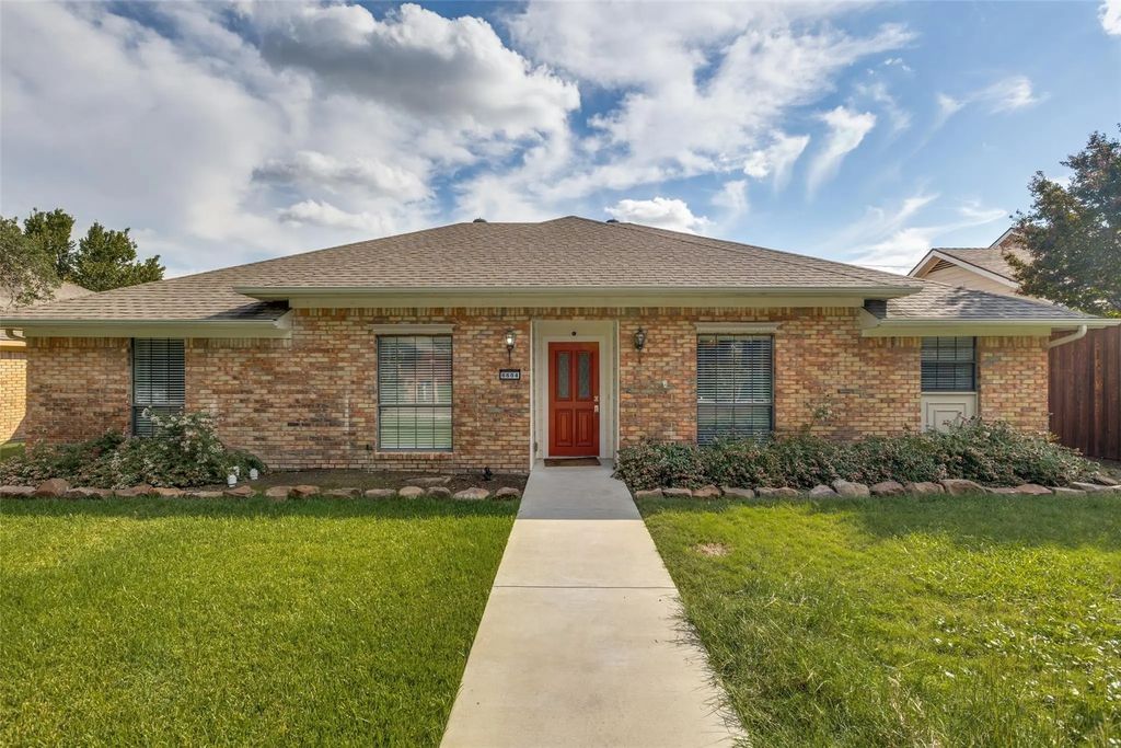 6604 Gretchen Lane, Dallas