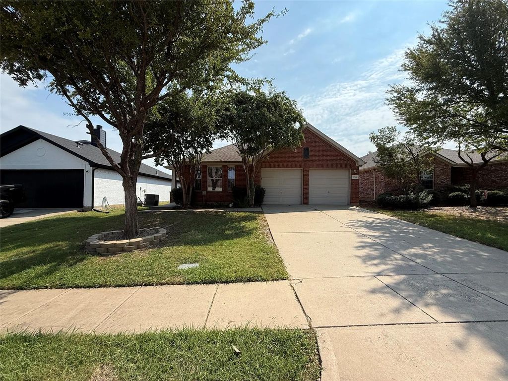 2716 Watercress Drive, Little Elm
