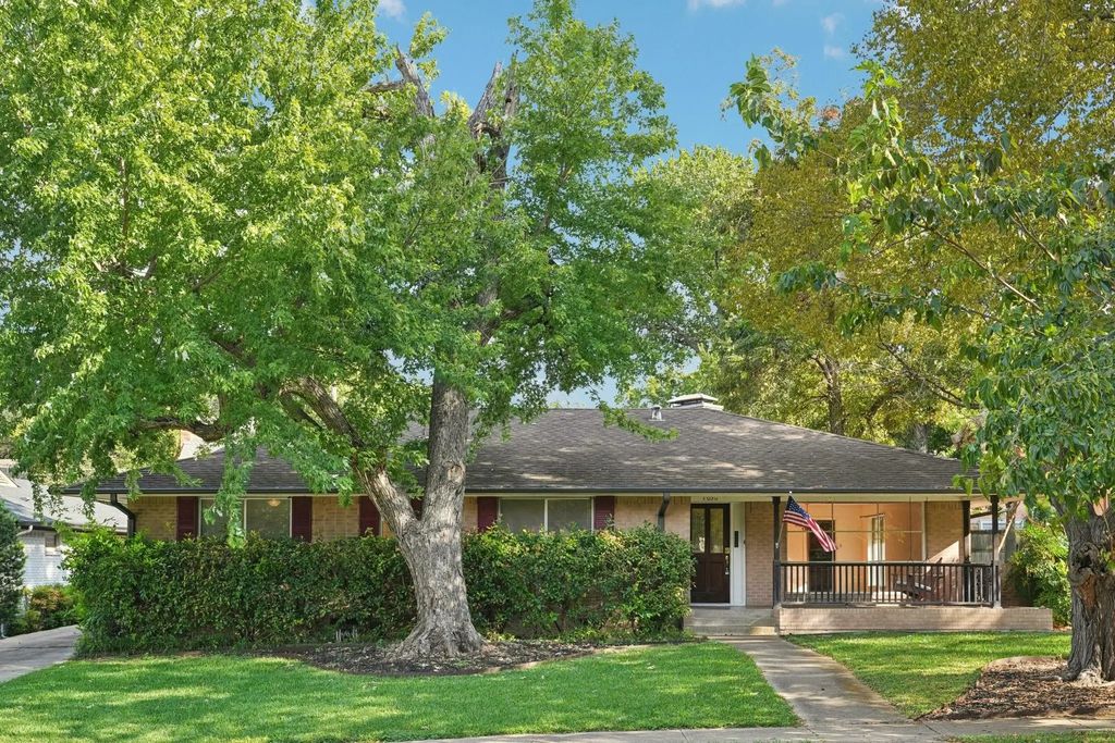 7030 Wakefield Street, Dallas