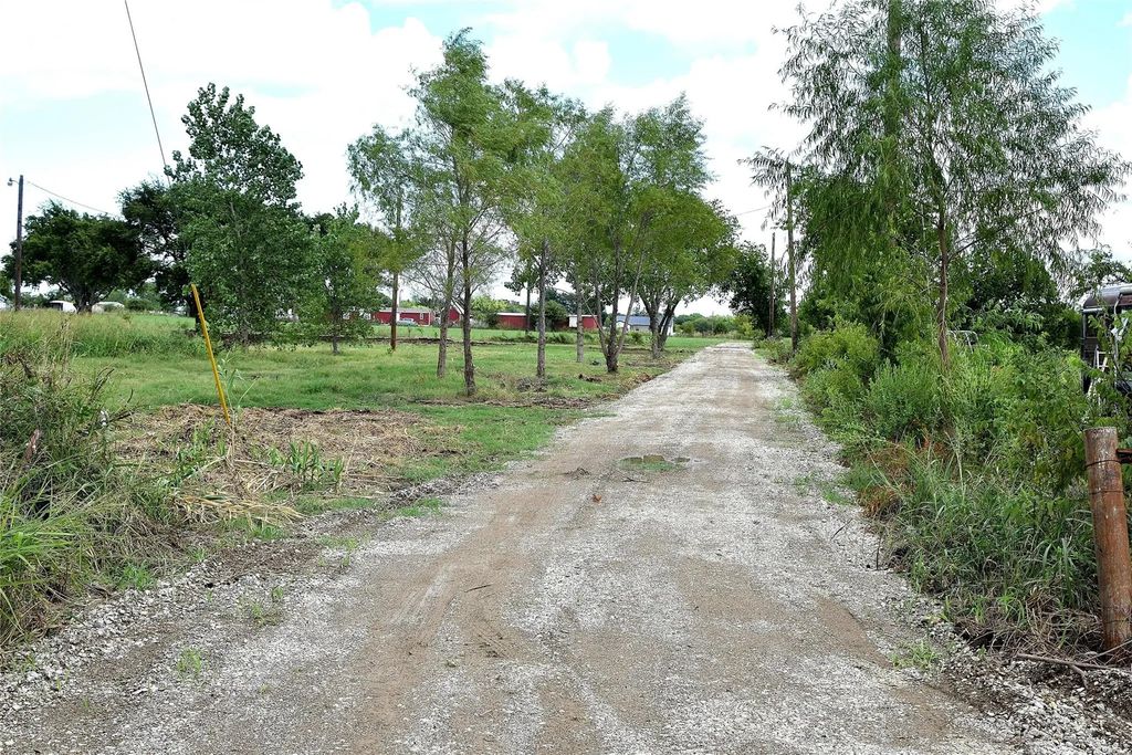 9125 Lamar Street, Sanger