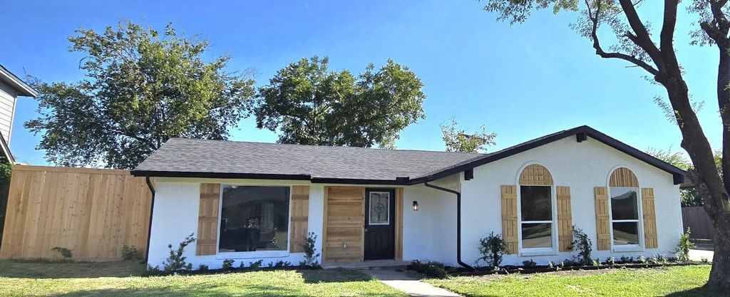 3236 Rockne Lane, Mesquite