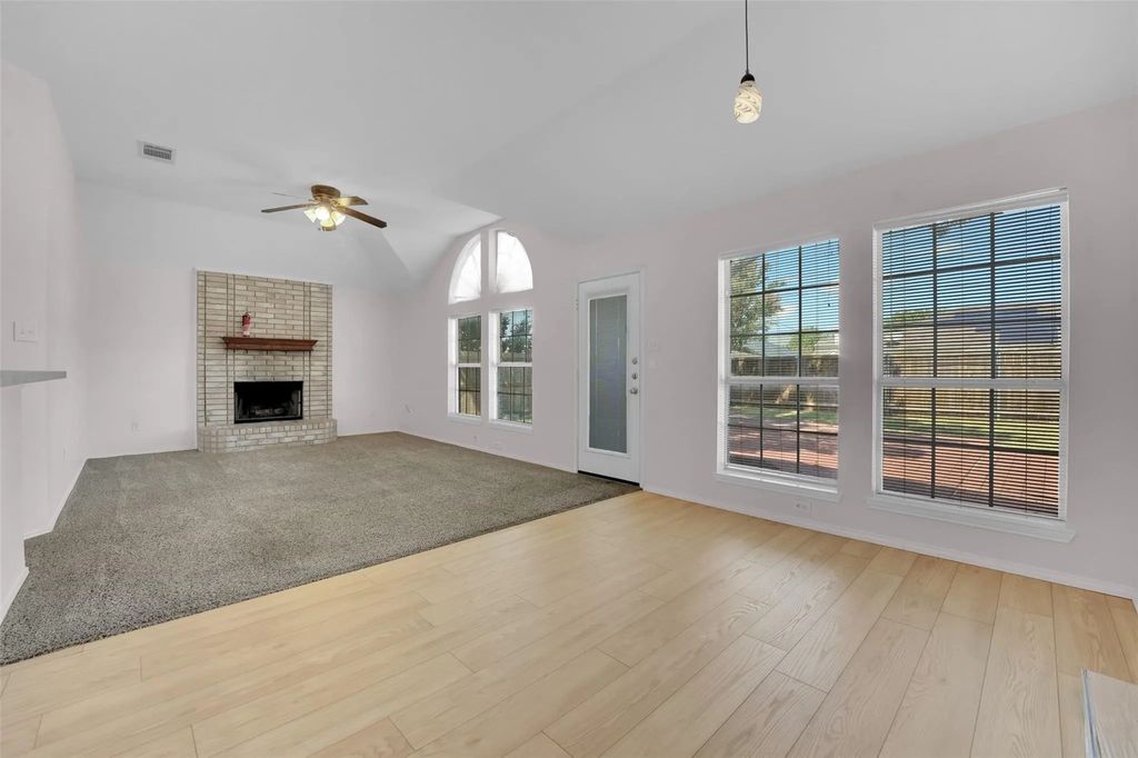 2305 Brisbane Drive, Arlington