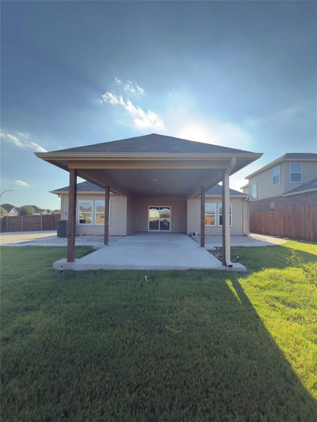 13633 Founders Lane, Crowley