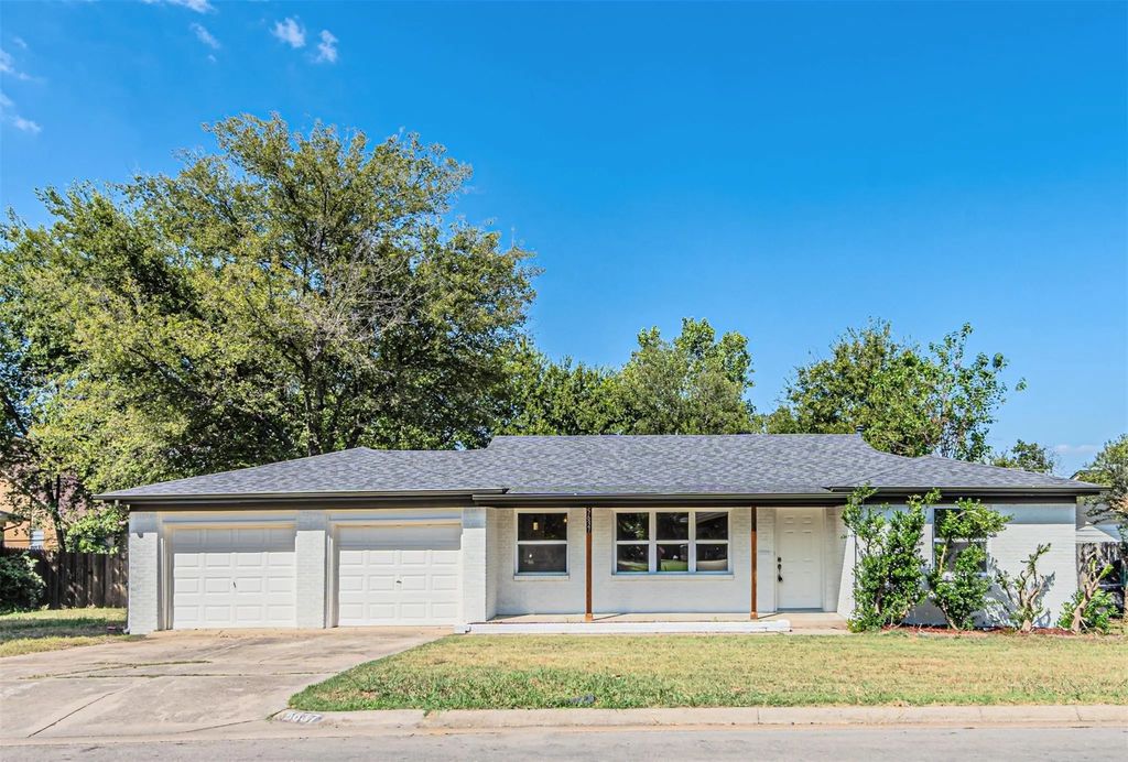 5637 Dent Road, North Richland Hills