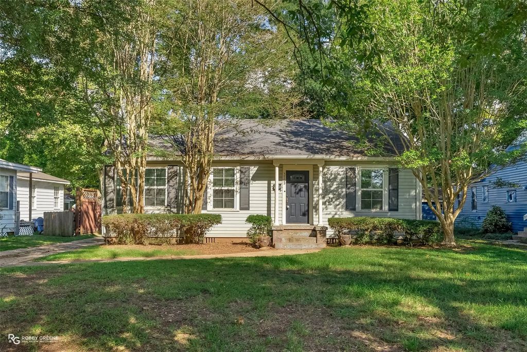 3529 Greenway Place, Shreveport