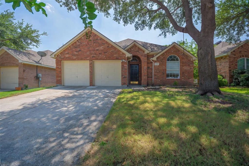 4658 Gila Bend Lane, Fort Worth