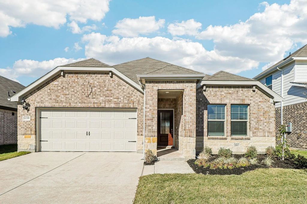 4108 Joe Pool Drive, Farmersville