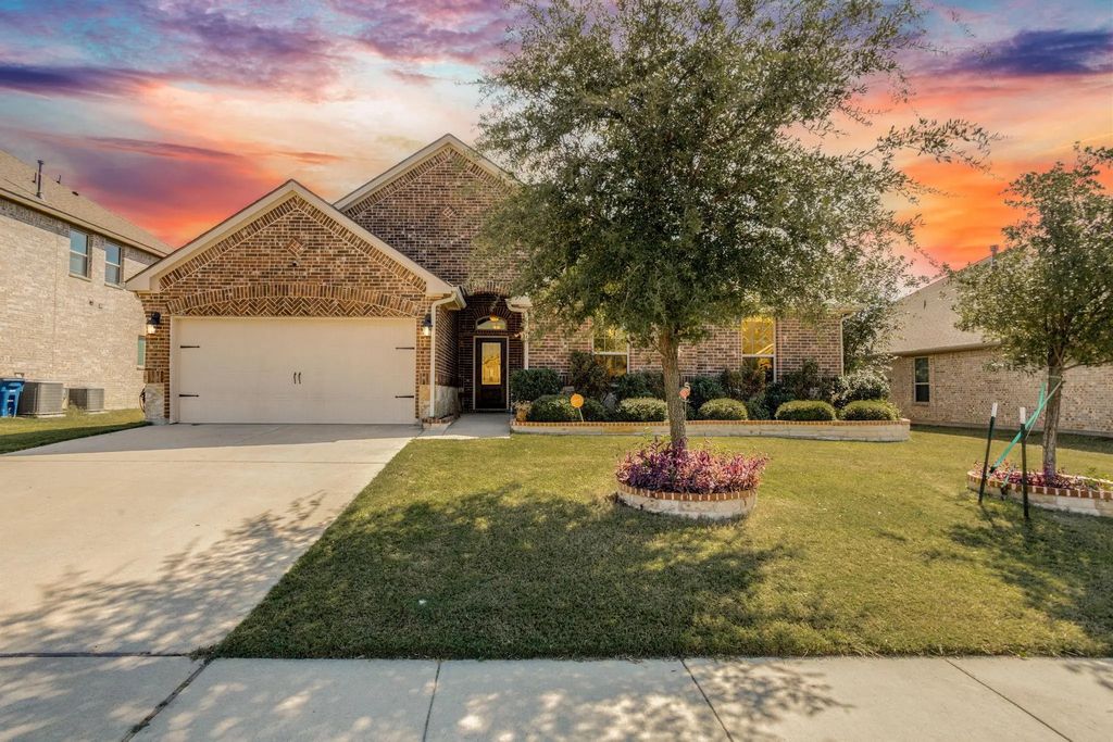 248 Georgetown Drive, Forney