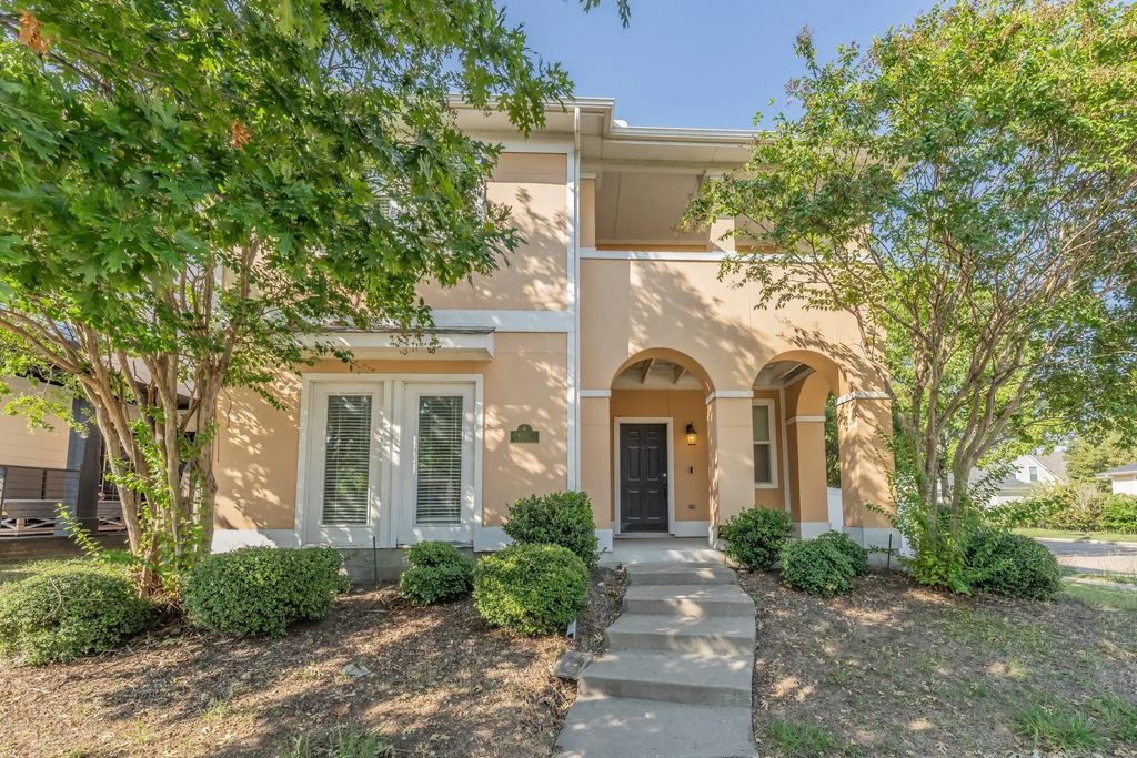 1033 Hayden Lane, Savannah