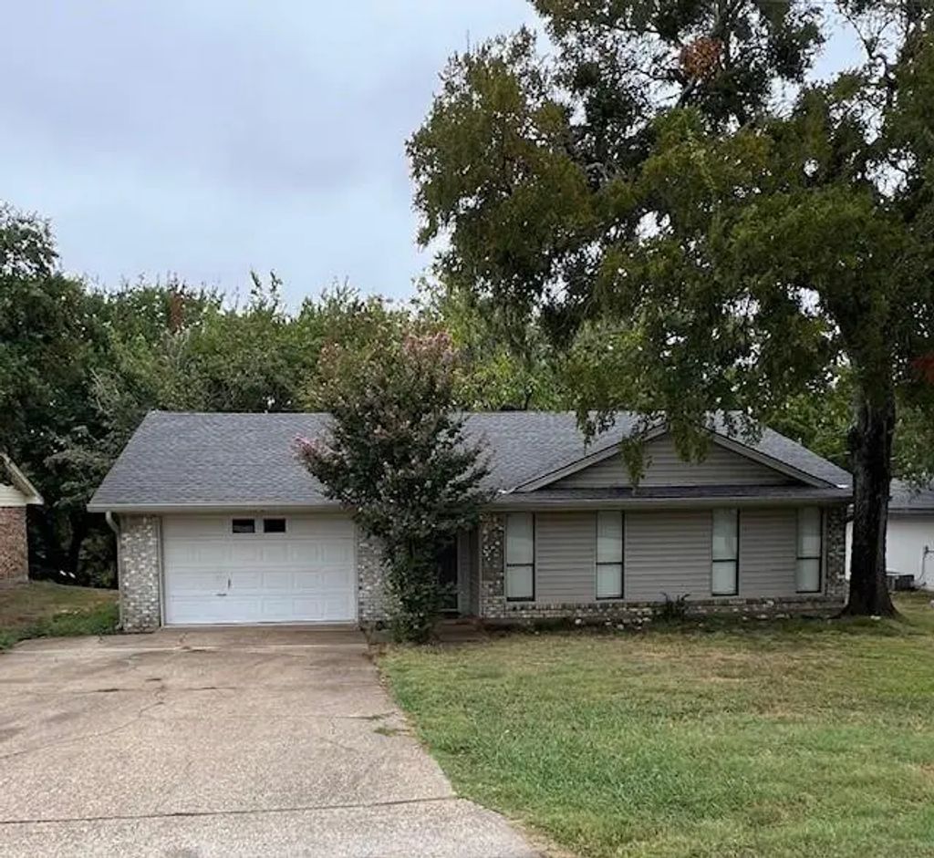 402 Renfro Street, Rockwall