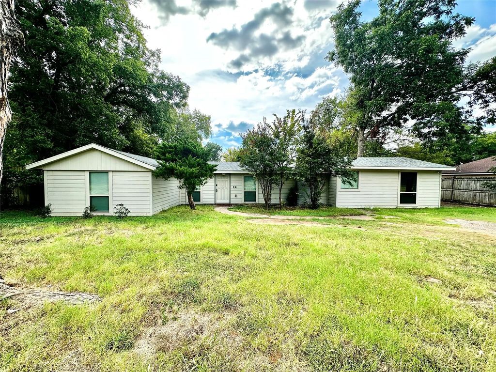 1716 W Mayfield Road, Arlington