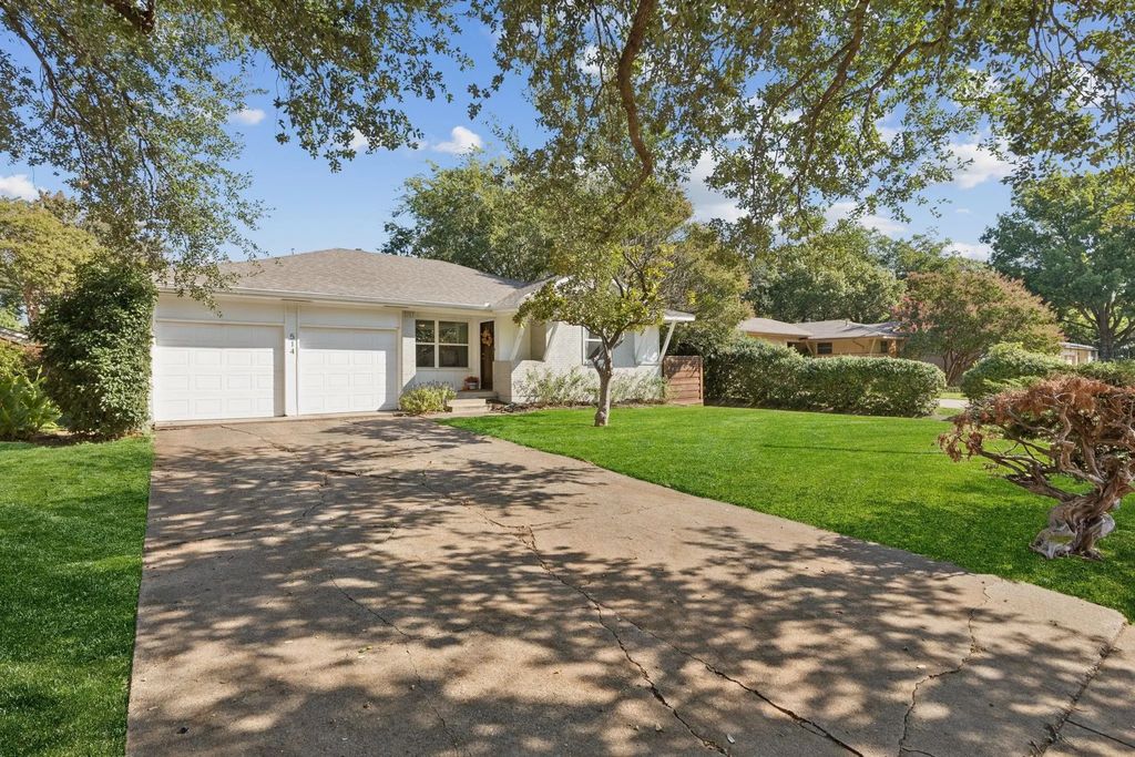 514 Vernet Street, Richardson