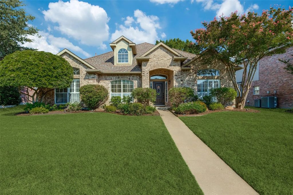 1429 Newbury Lane, Plano