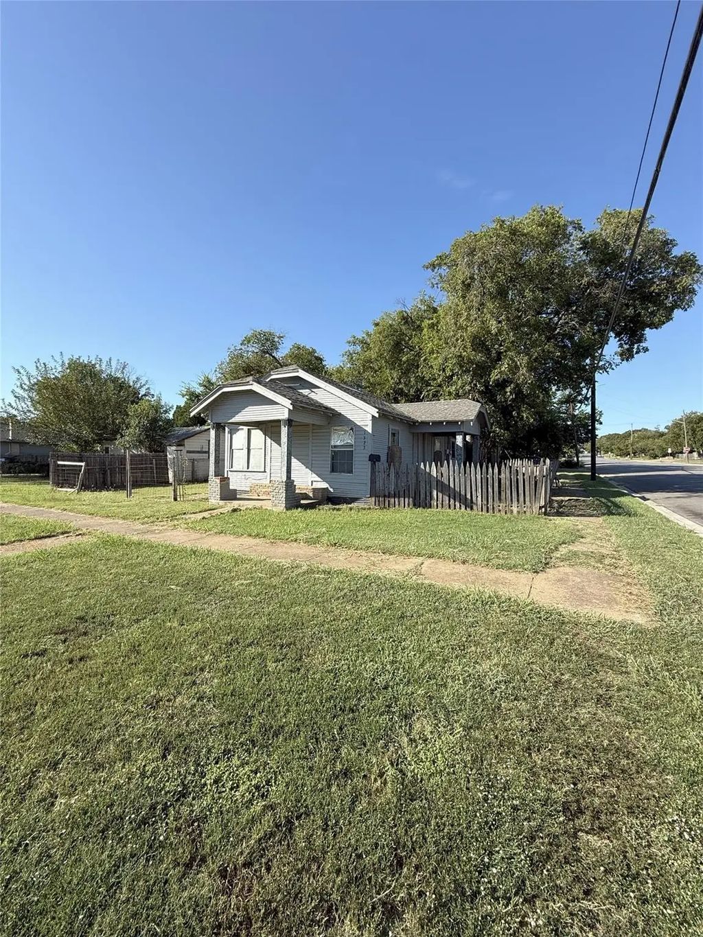 1323 Gould Avenue, Fort Worth