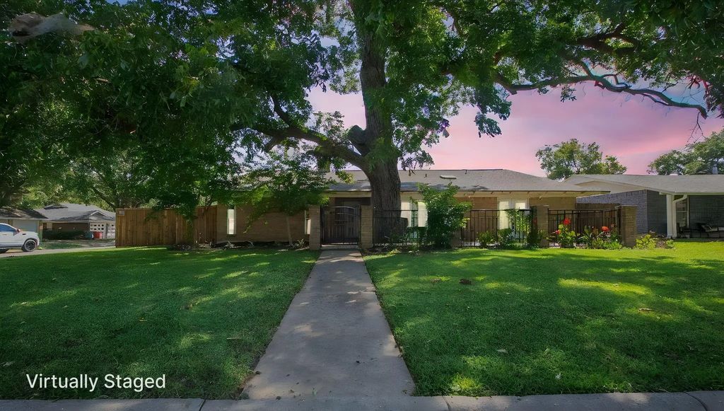 337 Chisholm Trail, Sherman