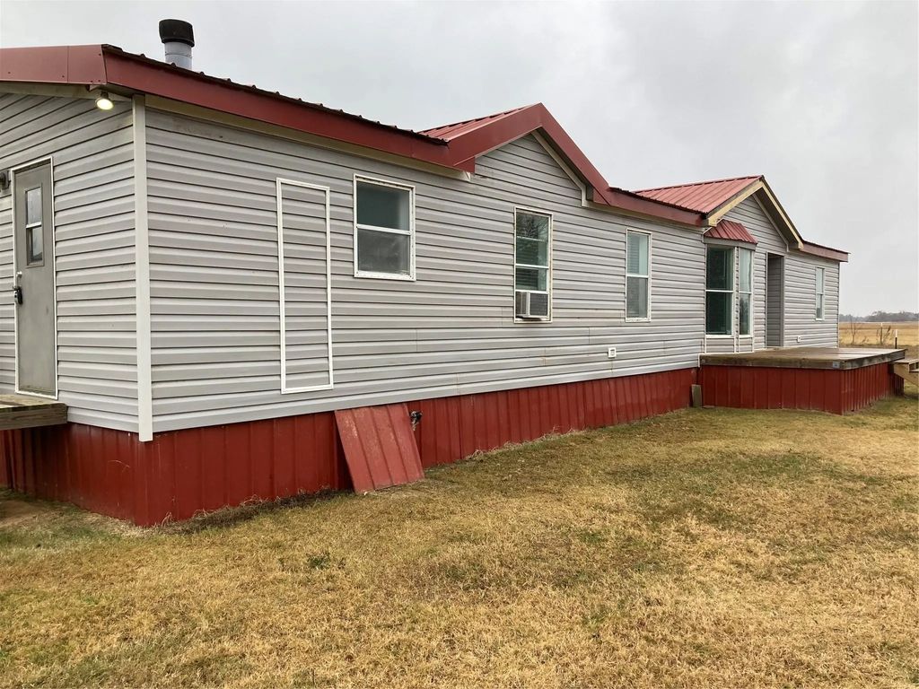 15075 County Road 1313, Malakoff
