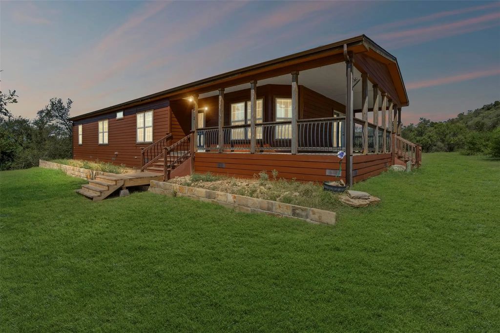 312 Cypress Street, Gordon