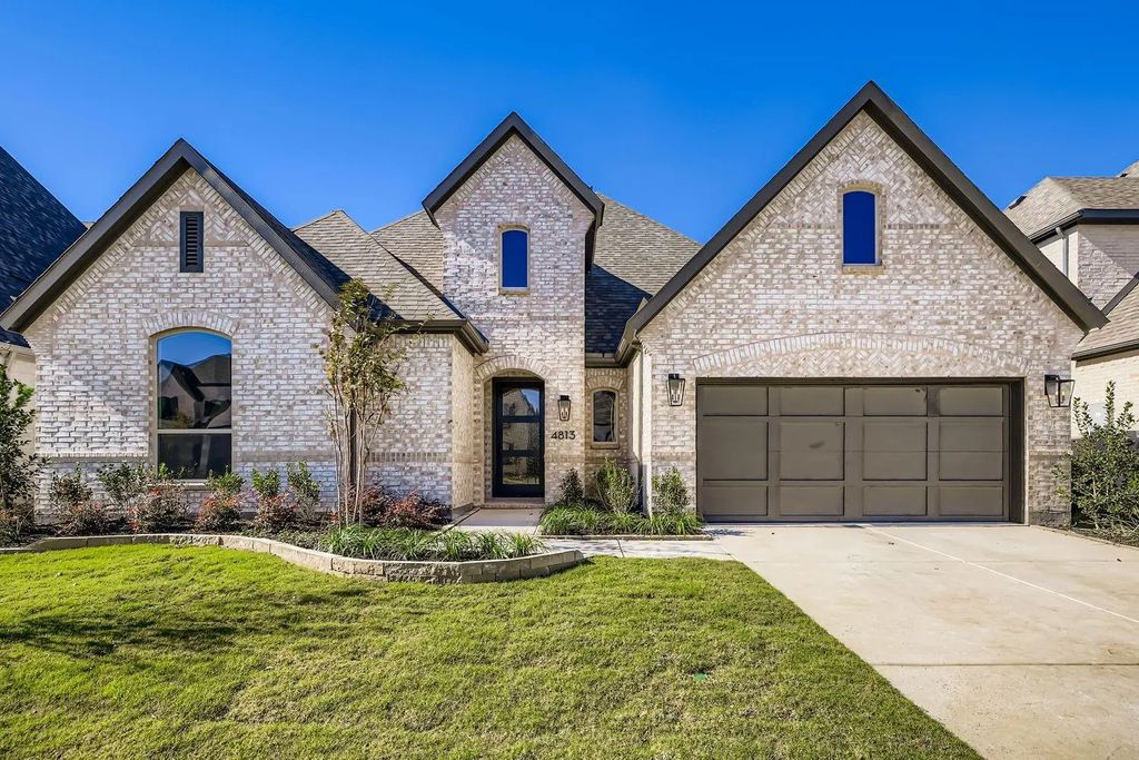 4813 Strada Street, Celina