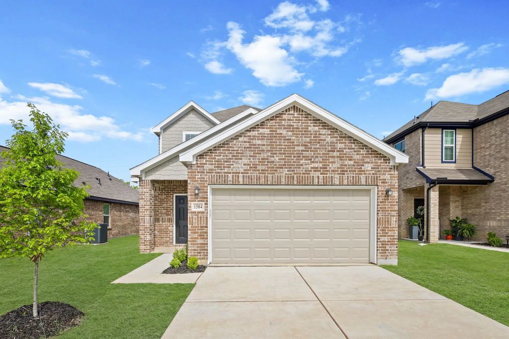 1504 Romans Road, Ennis