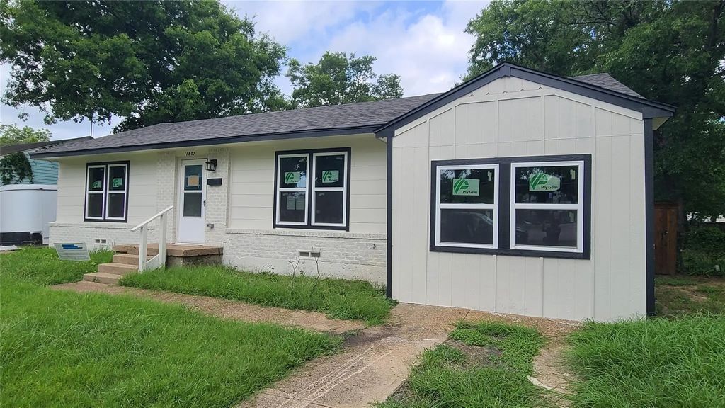 11807 Gaston Parkway, Dallas