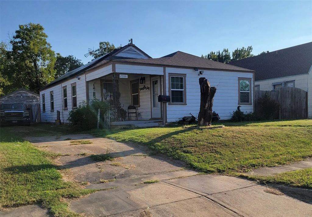 2708 Marigold Avenue, Fort Worth
