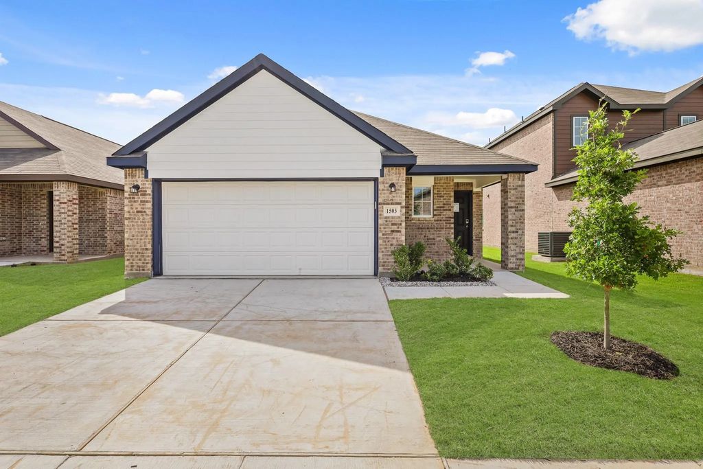 1503 Romans Road, Ennis