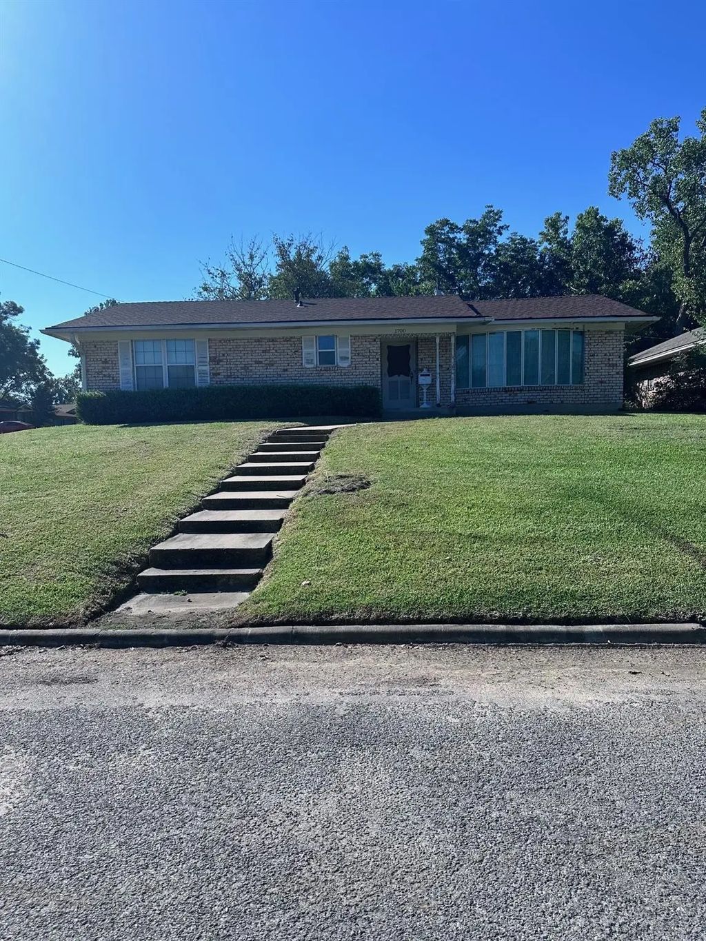 1700 W Belden Street, Sherman