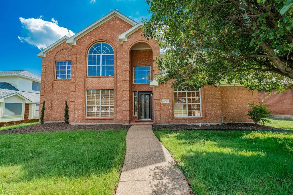 9114 Woodlake Drive, Rowlett