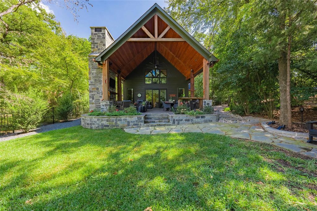 161 Ben Lacy Drive, Gun Barrel City