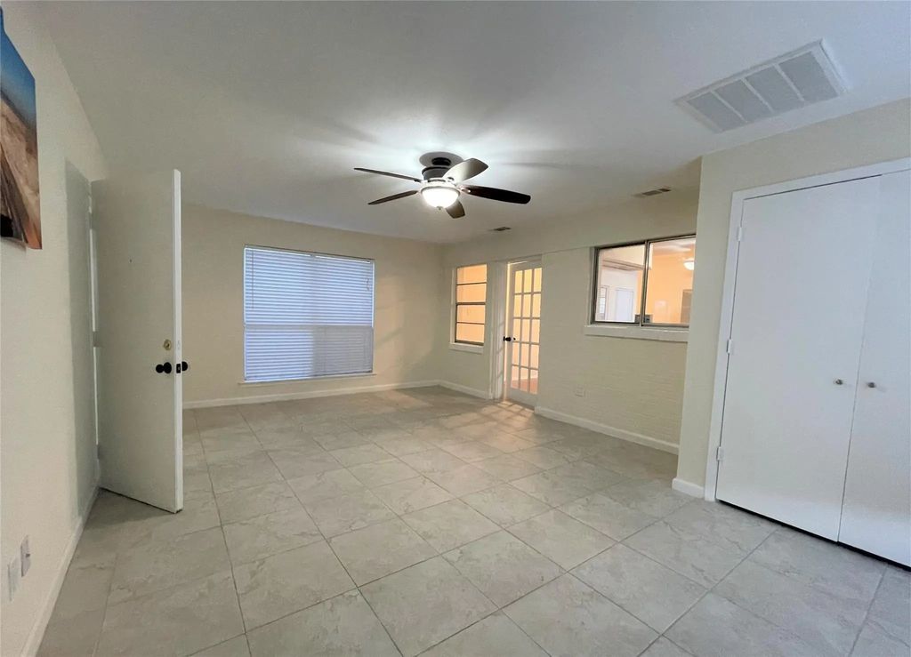 101 E 2nd Street, Prosper