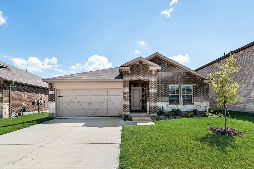 2706 Knollwood Trail, Crandall