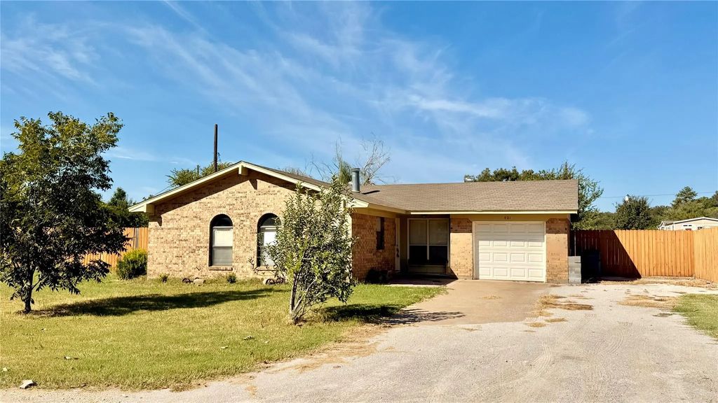401 N Depot Street, Bryson