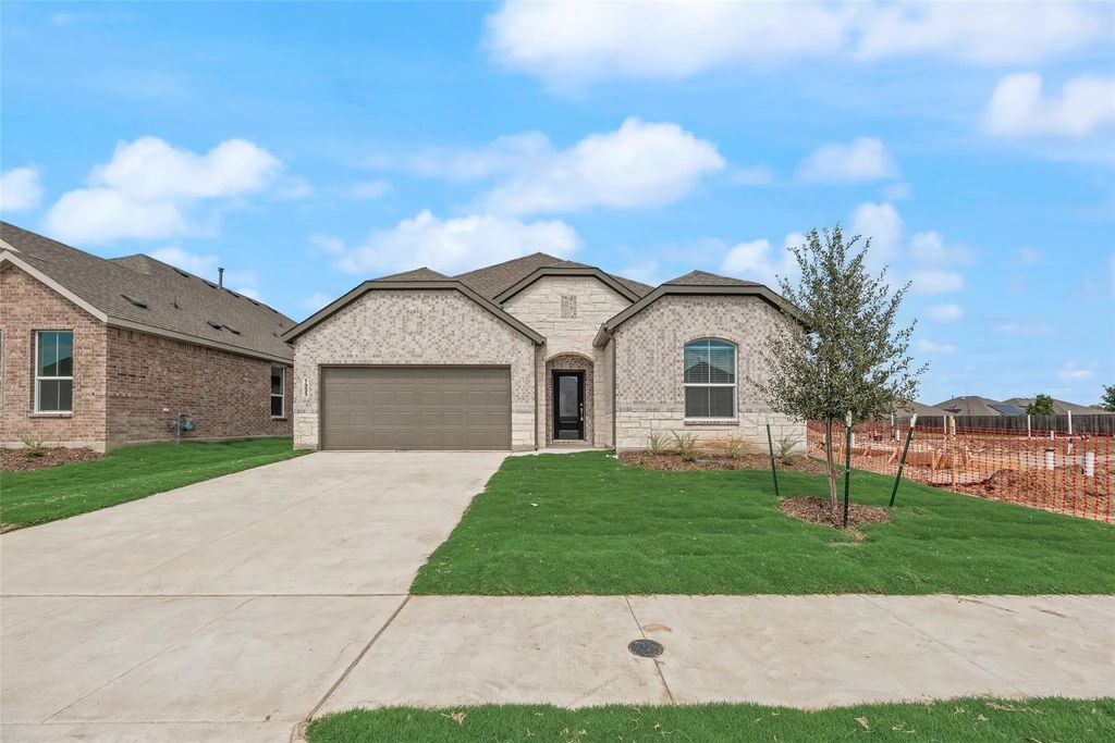 1333 Francesca Drive, Little Elm