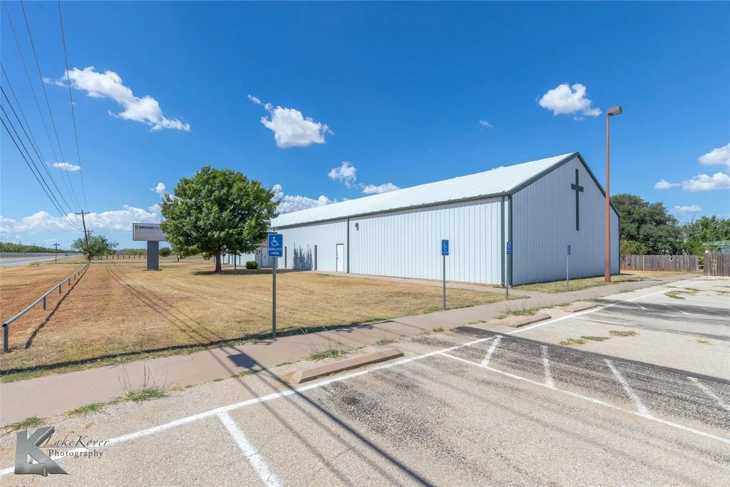 6502 Military Drive, Abilene