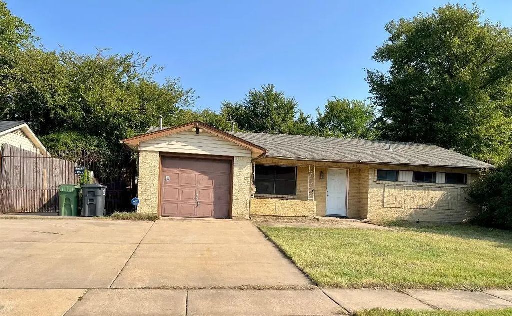 2019 Ruth Street, Arlington