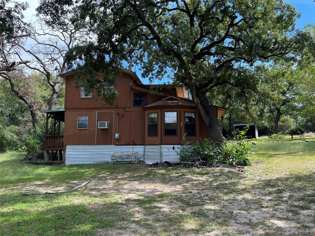 437 Lcr Redbud A, Mexia