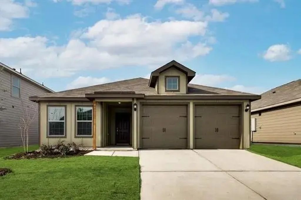 8216 Buck Mountain Pass, Fort Worth