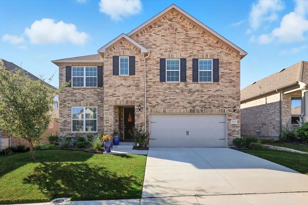 9500 Leisure Pace Lane, Oak Point