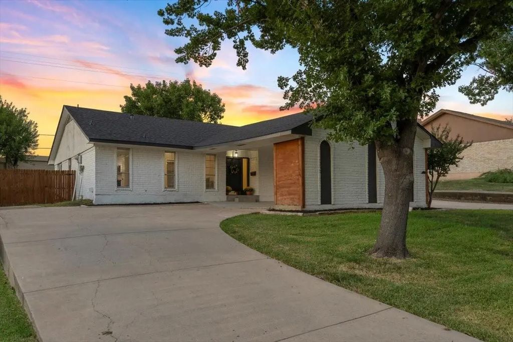1427 Northridge Drive, Carrollton