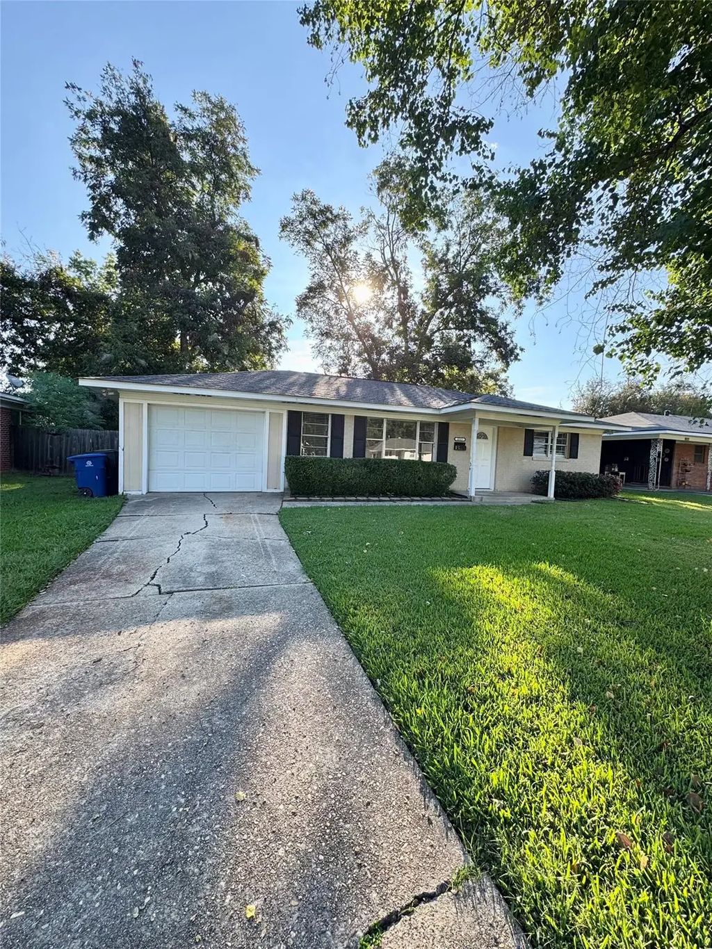 4511 Orchid, Shreveport