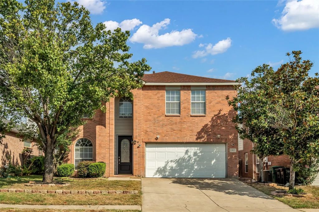 12825 Chittamwood Trail, Fort Worth