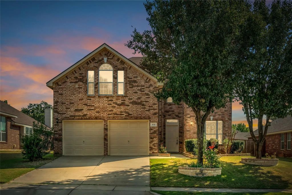 513 Renee Drive, Euless