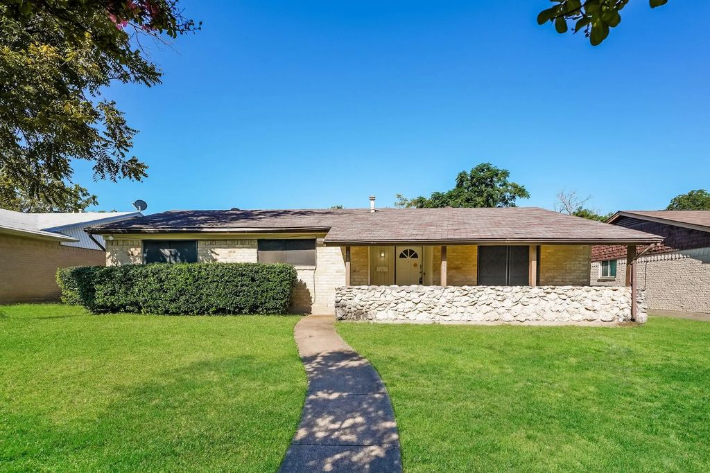 215 Oriole Boulevard, Duncanville