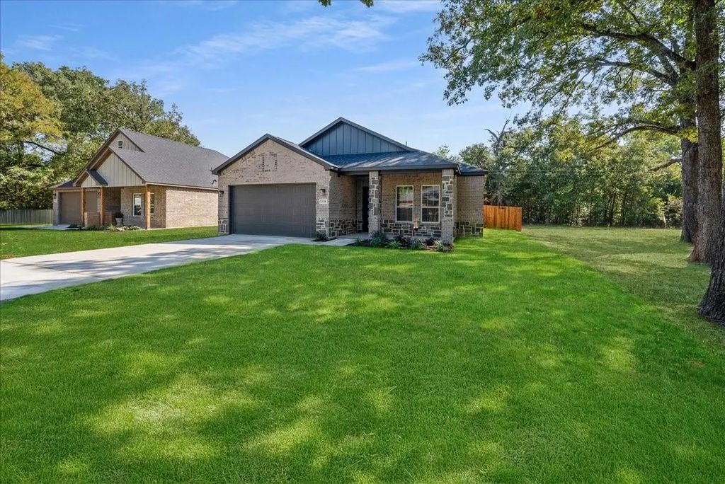 110 Dogwood Drive, Trinidad