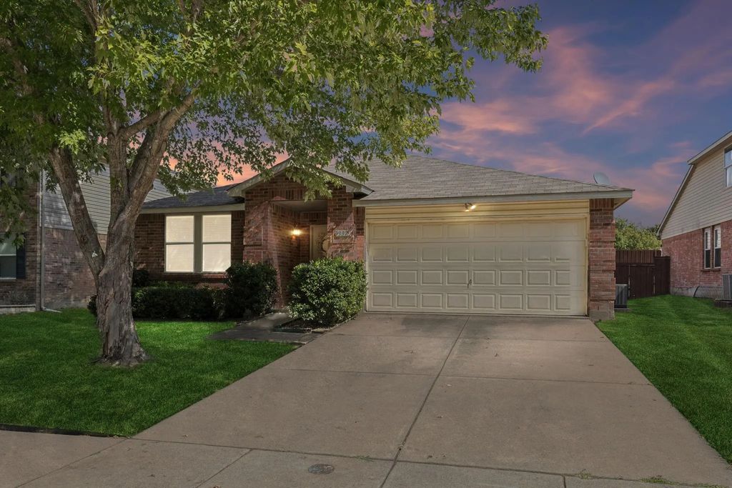 1332 Annalea Drive, McKinney